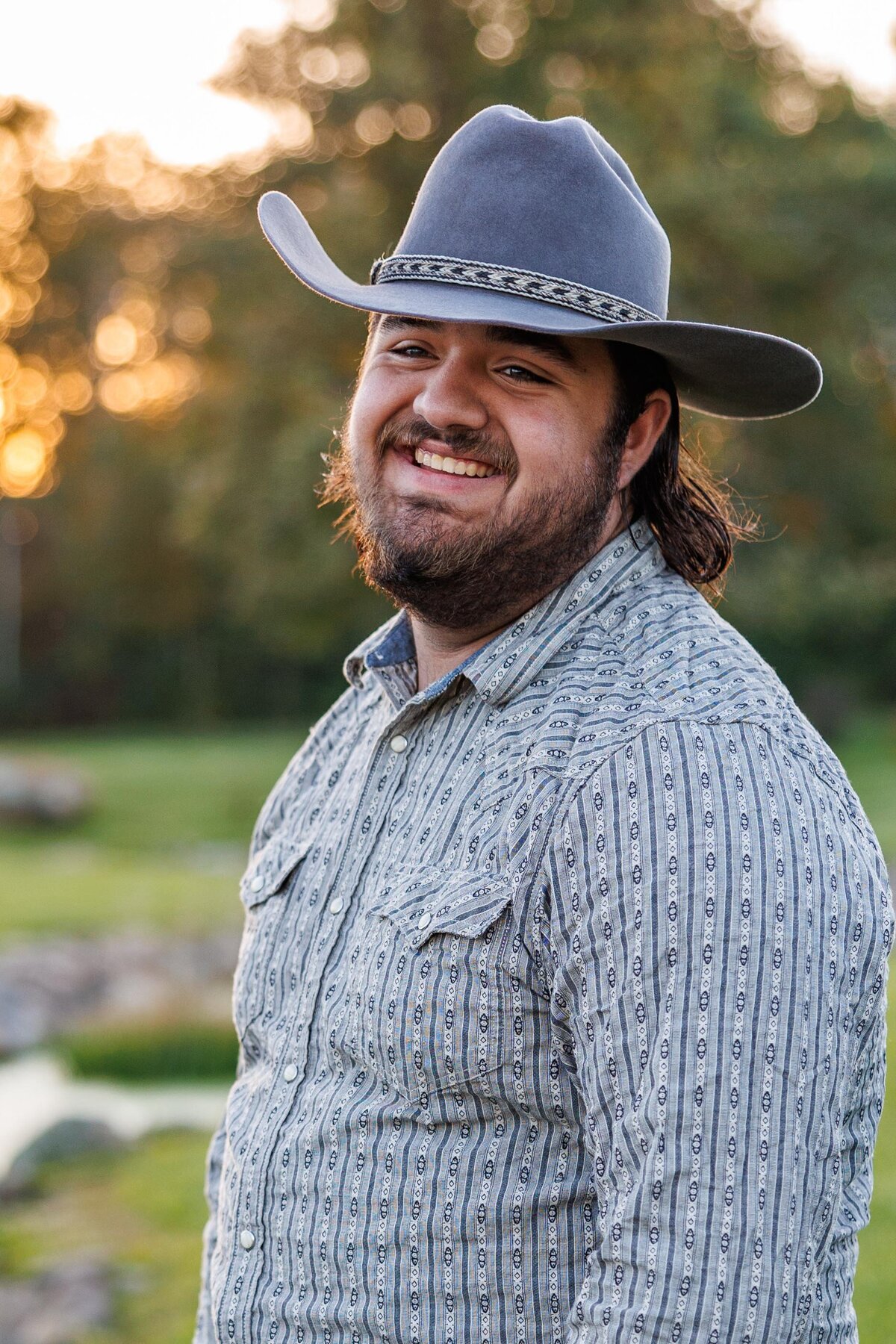 210-CalebJacob-Senior-Photographer-St-Cloud-Brainerd-MN-MindiJenningsPhotography