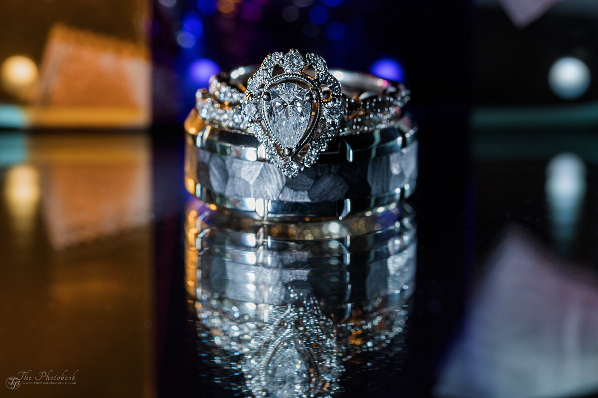 TP6_0853-Ring-Details-Wedding-Macro-Michigan Photographer-Wedding Photographer-Ohio-reflection