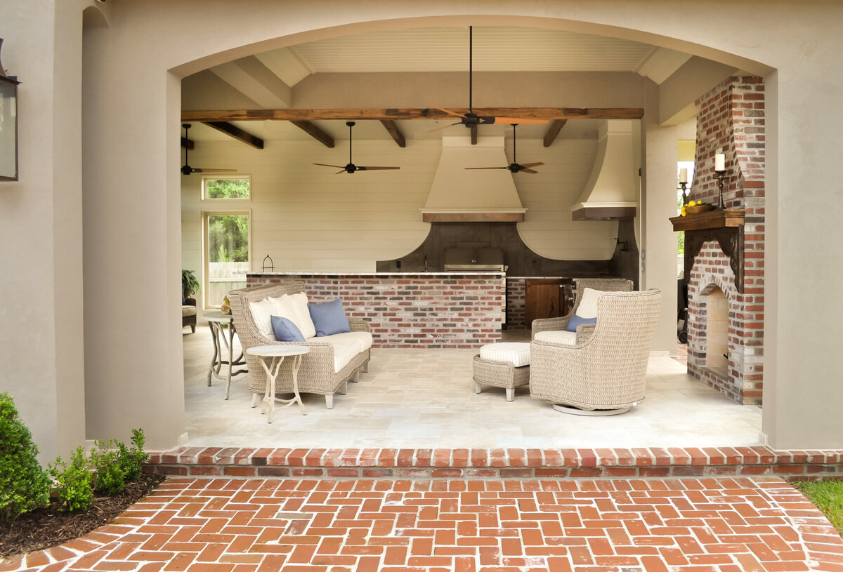 new-orleans-outdoor-pavillion-pool-design-04