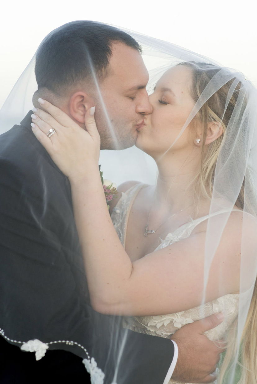 be-brandocious-elope-tampa-chantilly-chic-celebrations-lassing-park-16