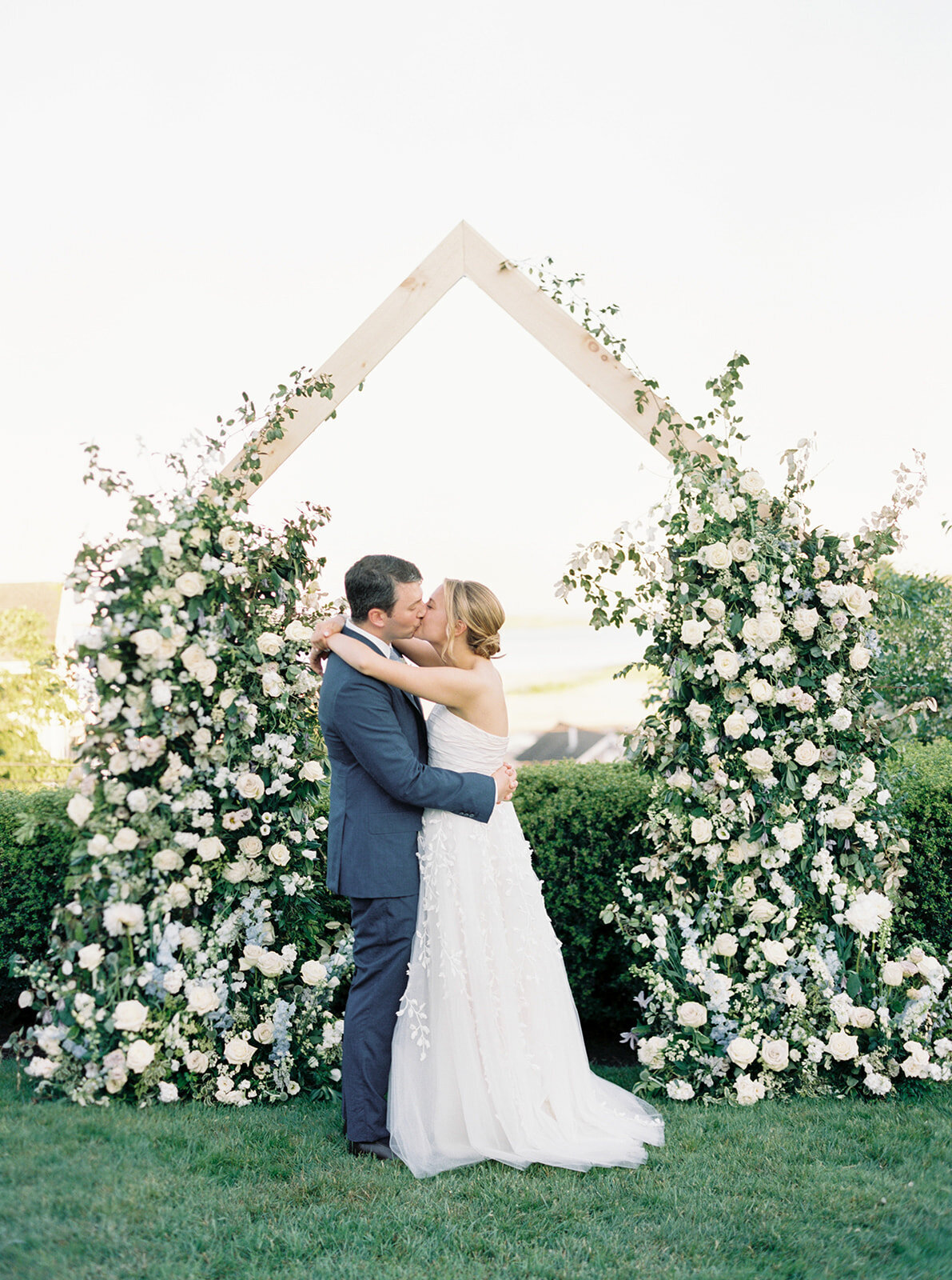 Luxury Cape Cod Private Estate Wedding Planner in Chatham, MA-31