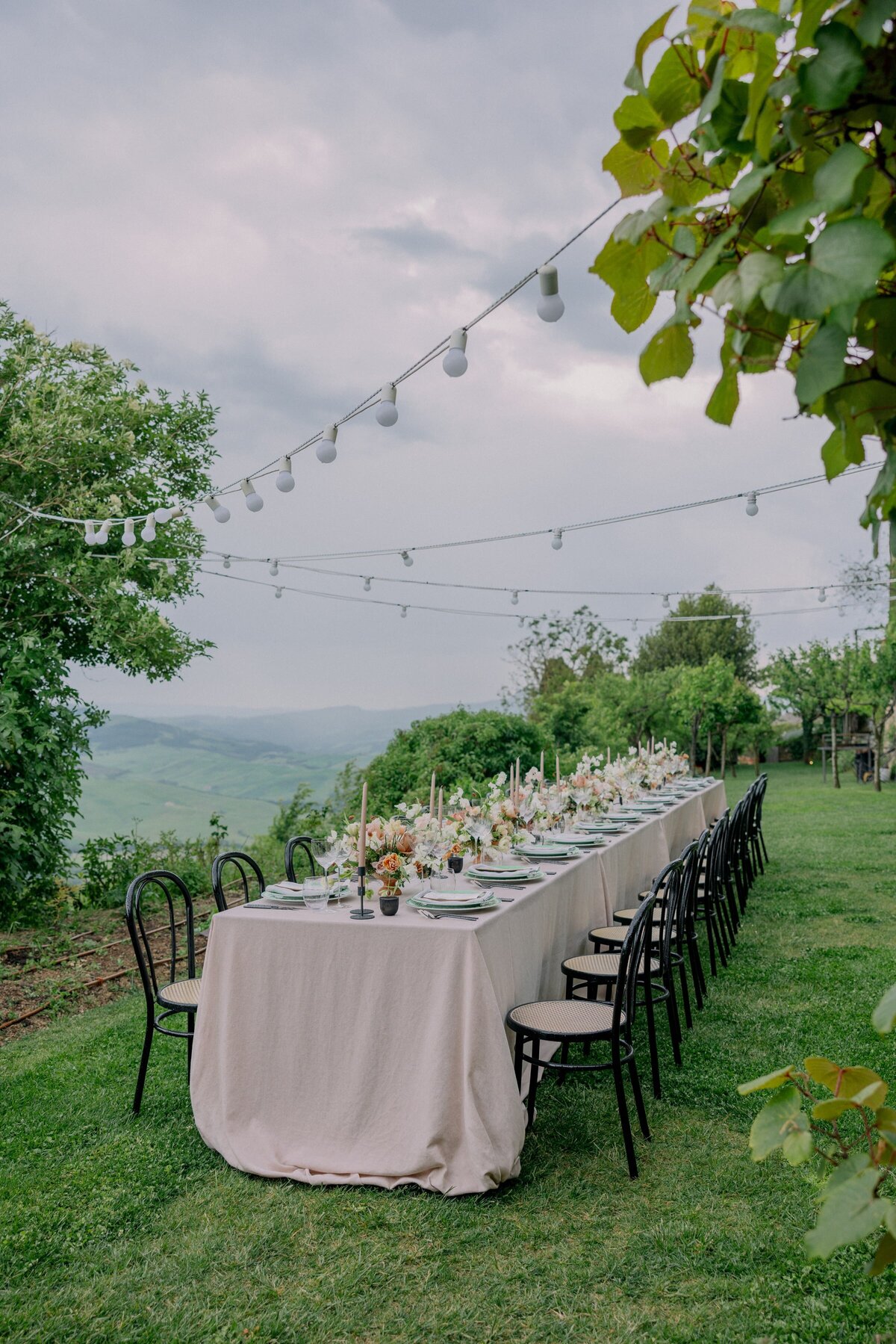 monteverdi-tuscany-wedding-larisa-shorina-destination-luxury-photography-94