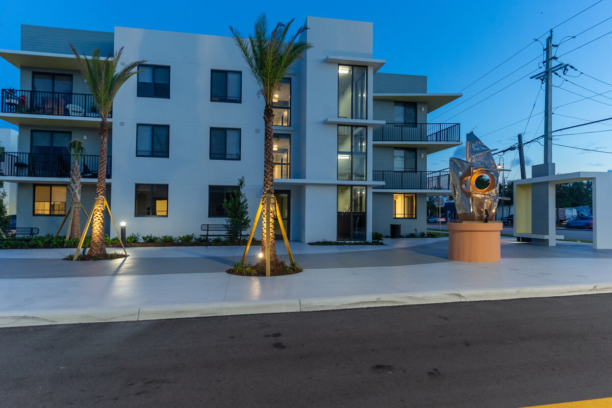 062524BERKELYPALMBEACH-12