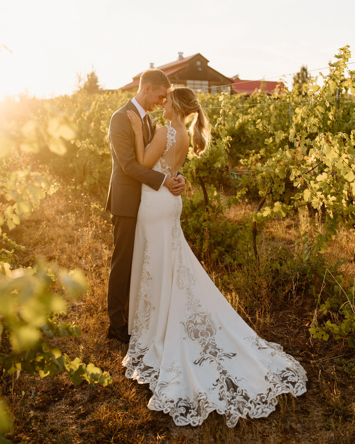trezzi_farm_winery_greenbluff_spokane_washington_wedding_5
