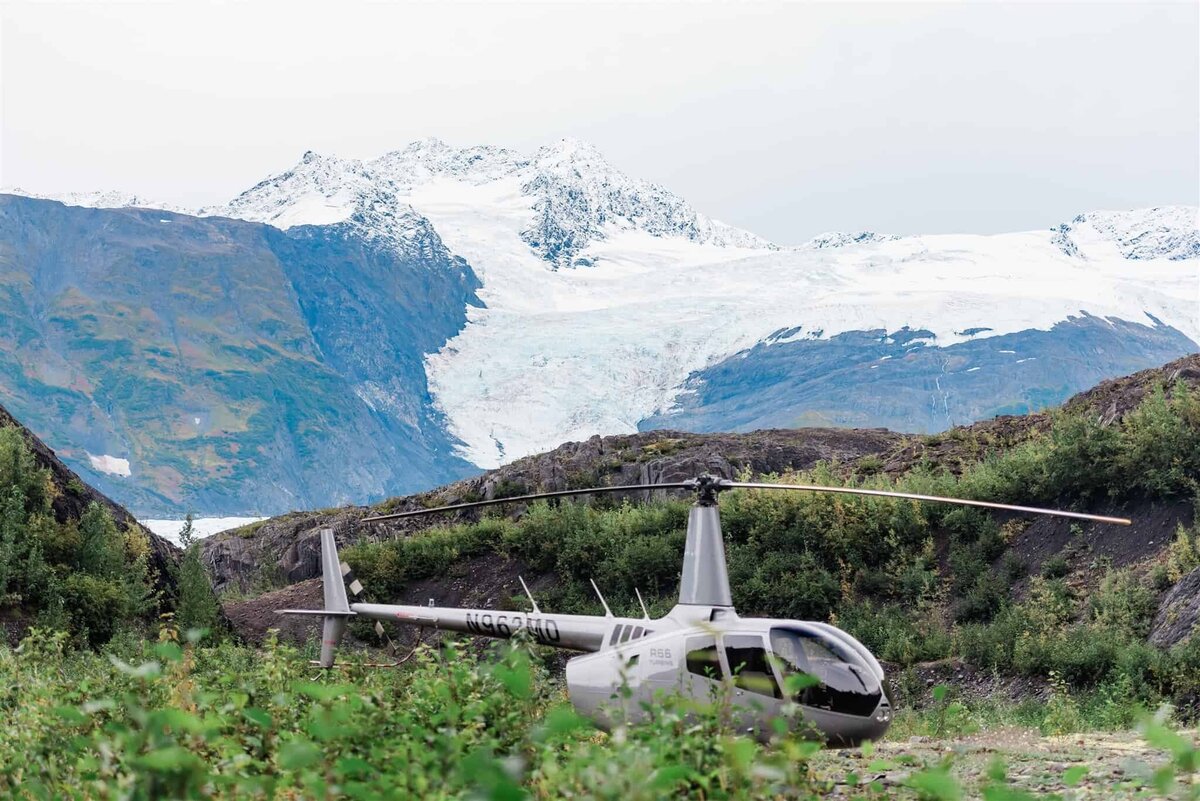 unique-luxury-destination-elopement-ideas-in-alaskaSoul-and-Sky-Weddings-Soul-and-Sky-Weddings 111