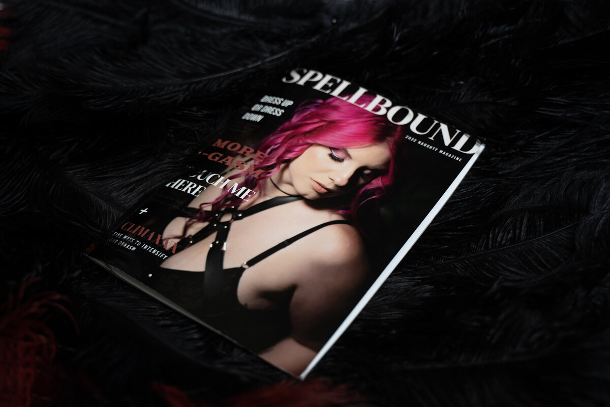 spellbound-boudoir-by-celestina-naughty-magazine-04