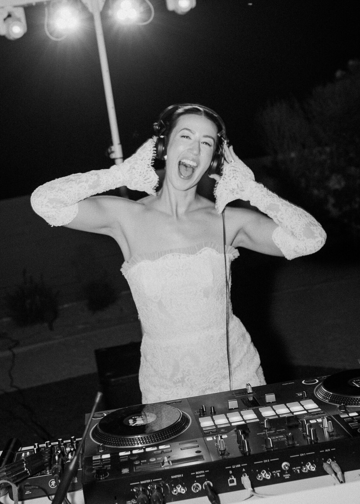 Arizona-Andaz-Resort-Scottsdale-Wedding-Photos-Annette-Ambrose-Photography-1998