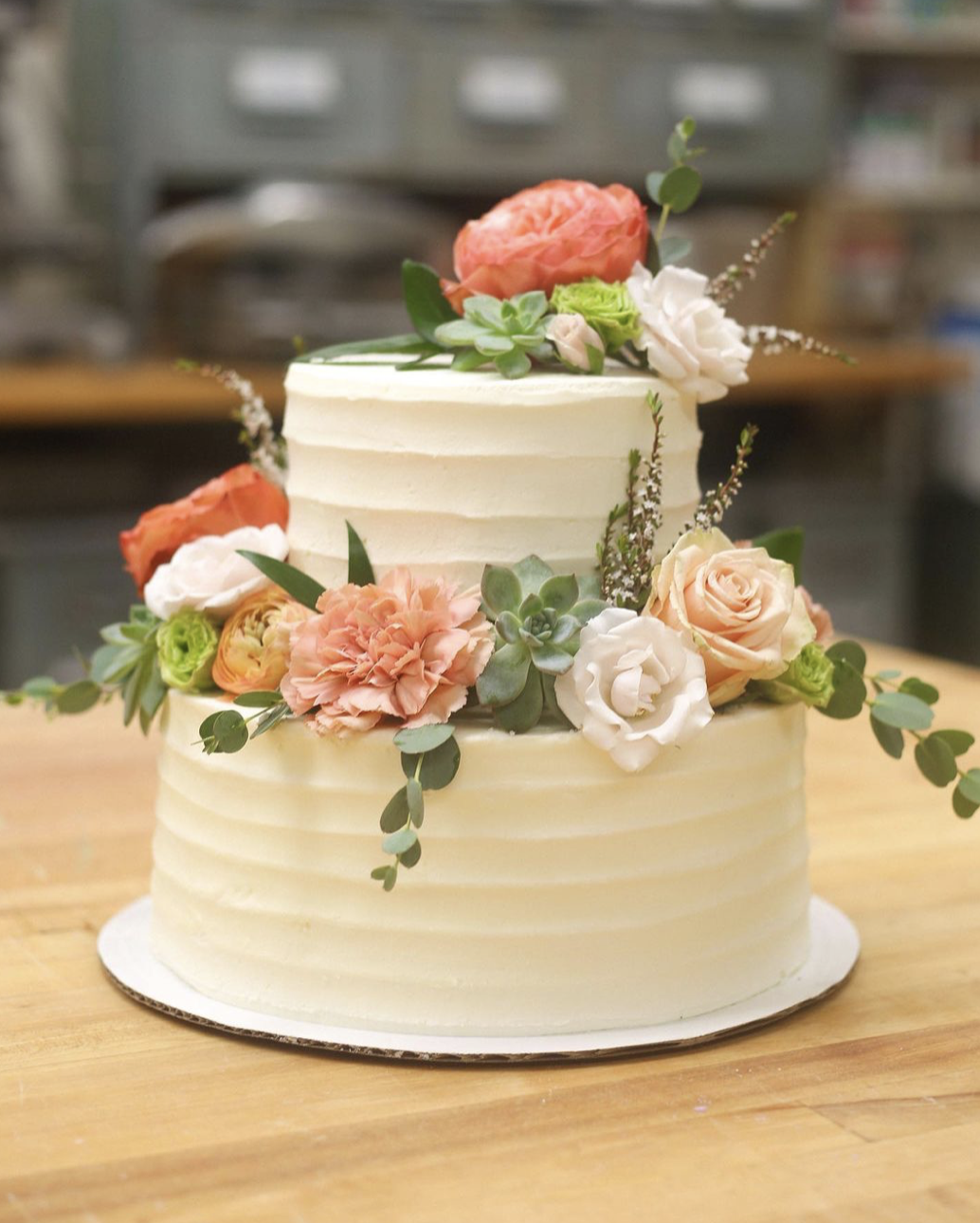 cake-wedding-2tier-floral