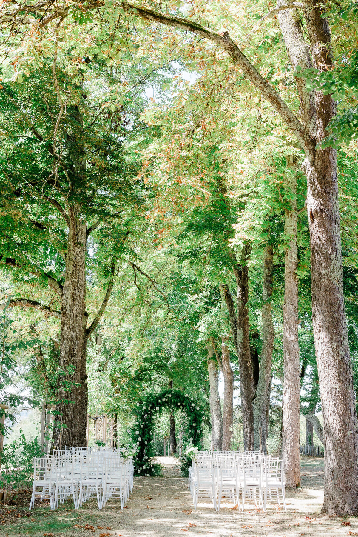 Modern_Chic_Chateau_Valouze_Destination_Wedding_Photographer-63