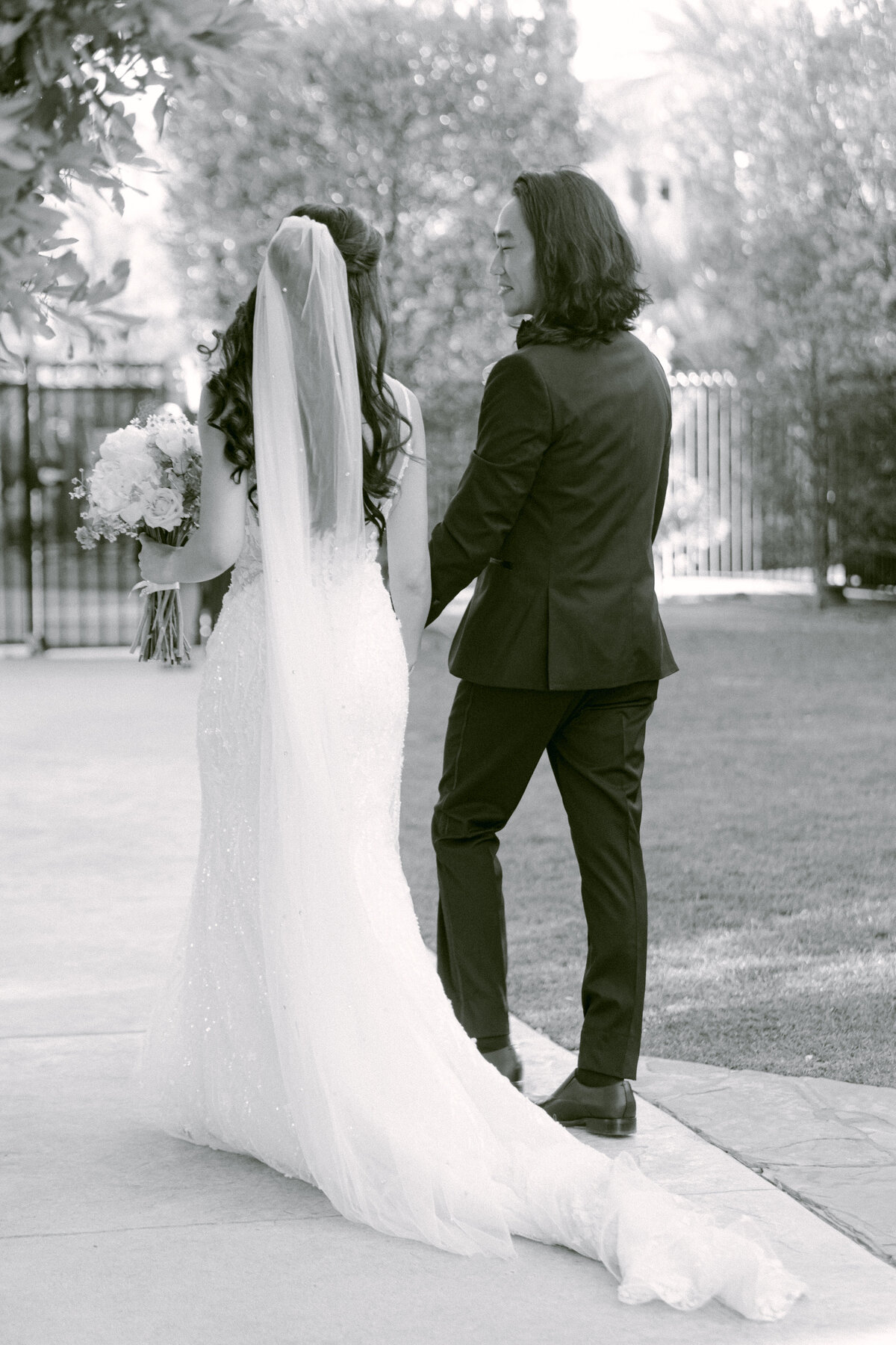 Sneak Peeks Wedding-54