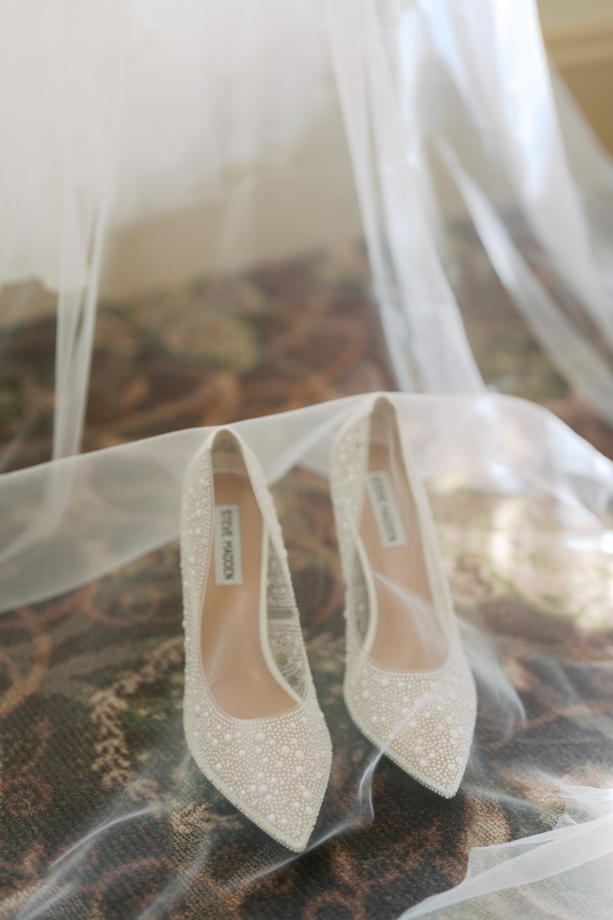 Kylie+TommyOldeMillInnWedding-9