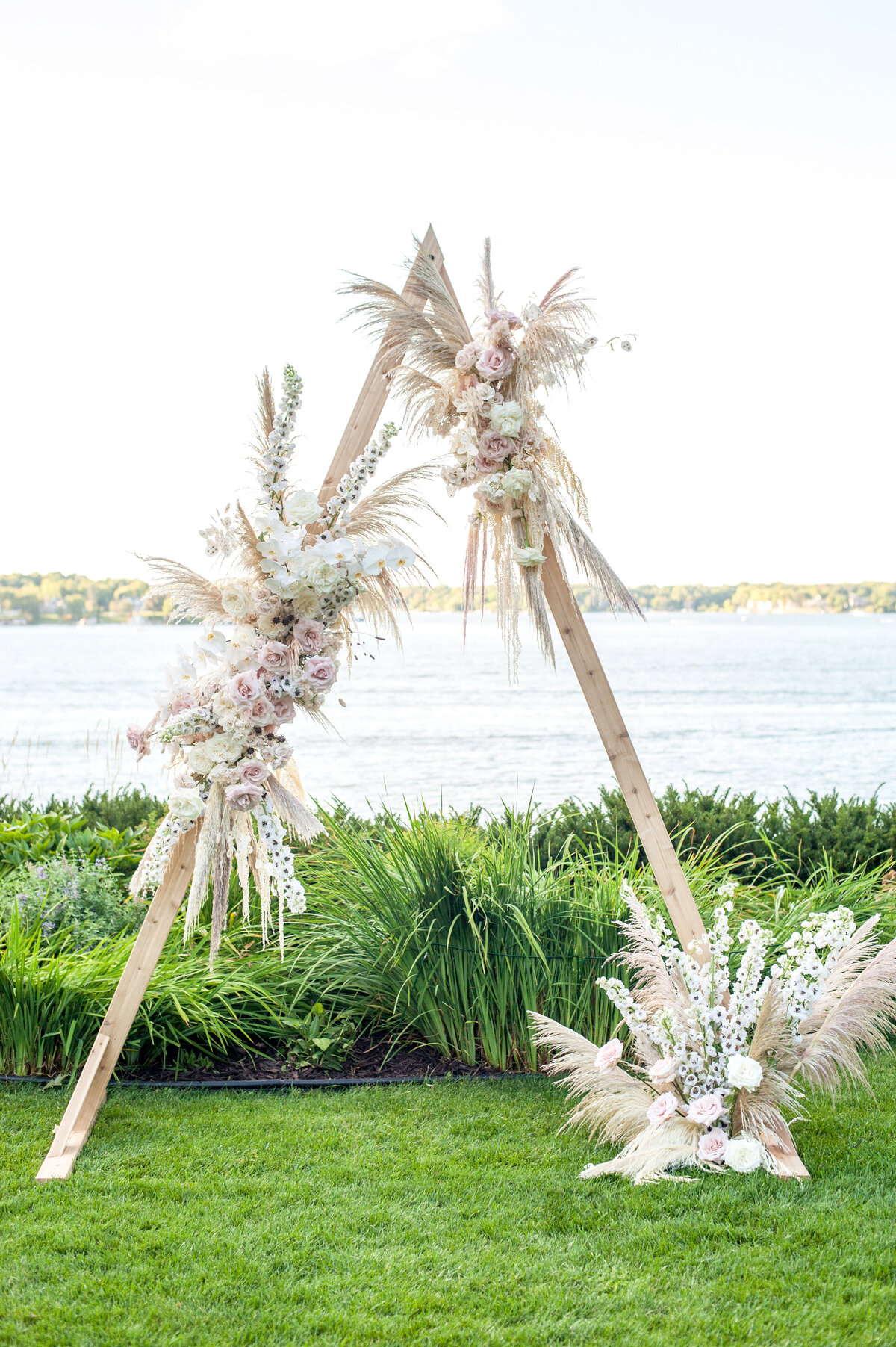 Poppati Events Minnesota Lake Wedding Lake Minnetonka6