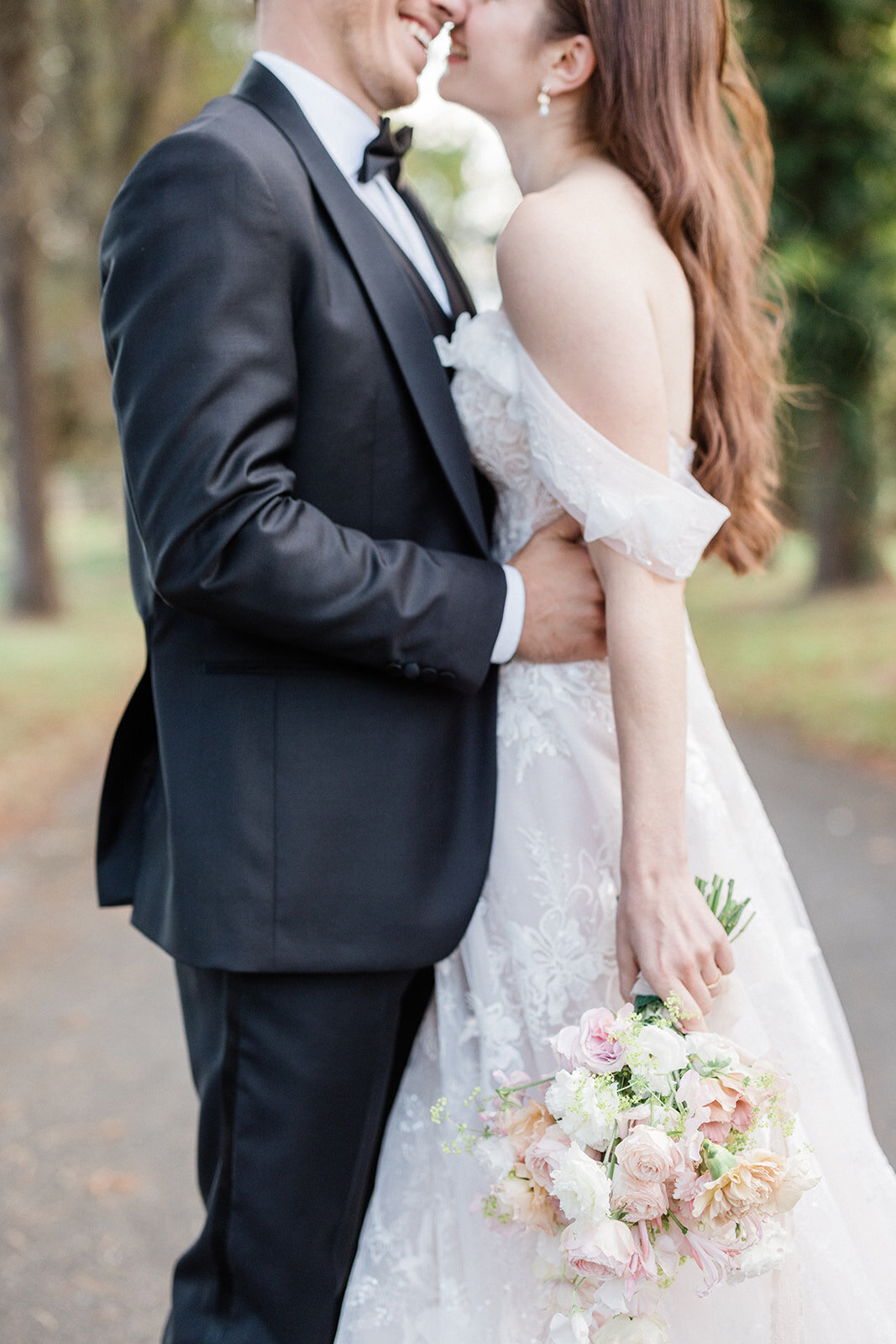 Delicate-French-Romance-in-the-Loire-Valley-265