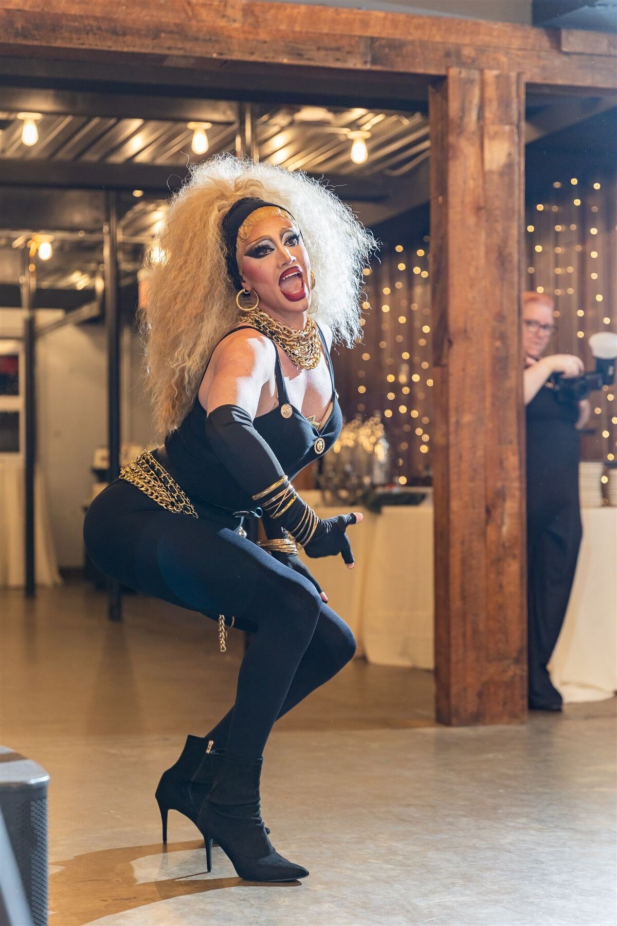 Sarah and Phoebe_Reception 2-4610_websize