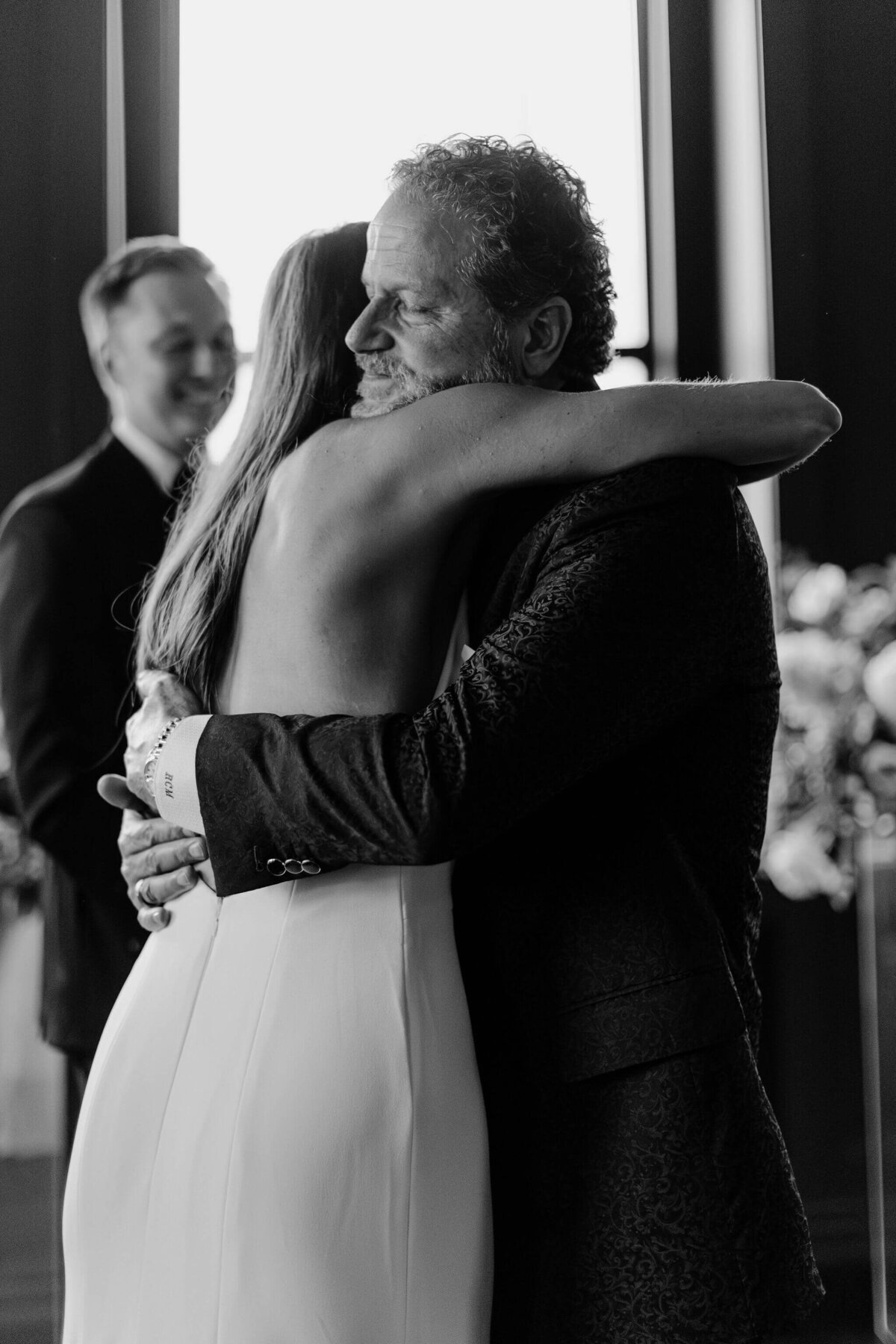 editorial-detroit-wedding-at-shinola-hotel