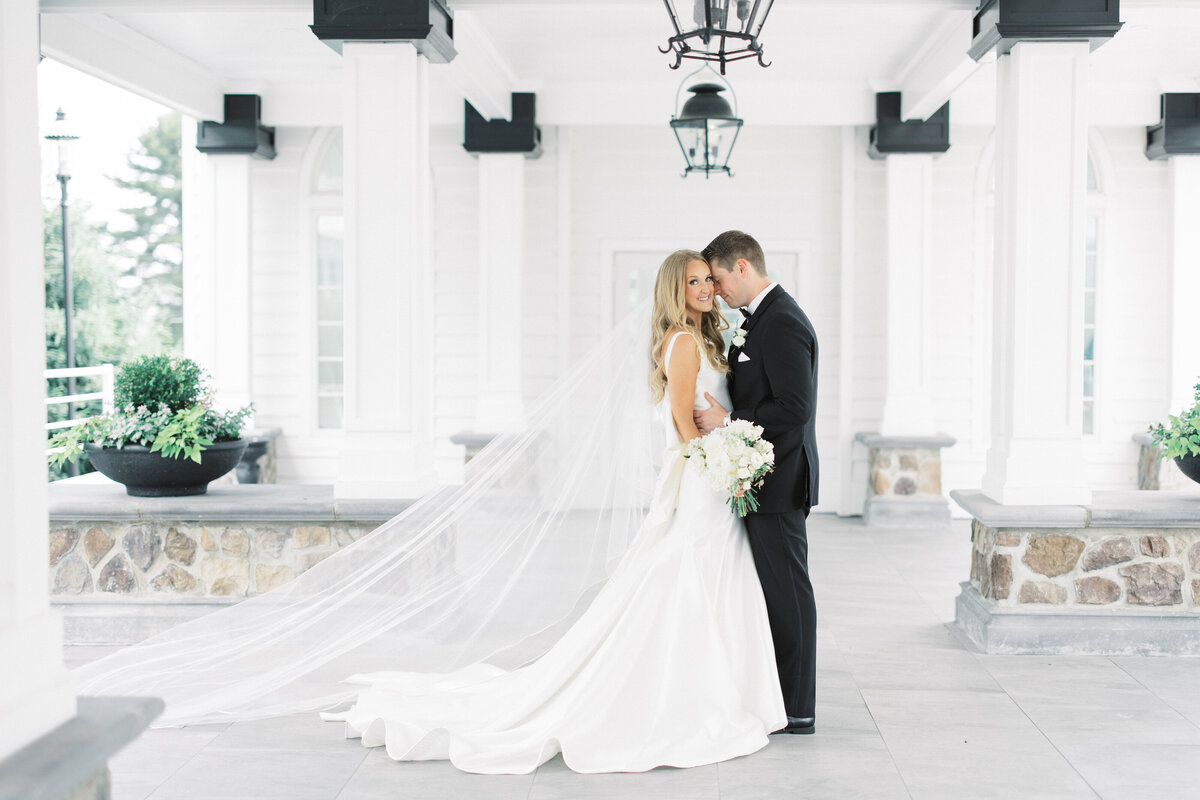 Molly Sue Photography New Jersey + East Coast Wedding Photographer Romantic Imagery Engagement Lifestyle Heirloom Wedding Albums40