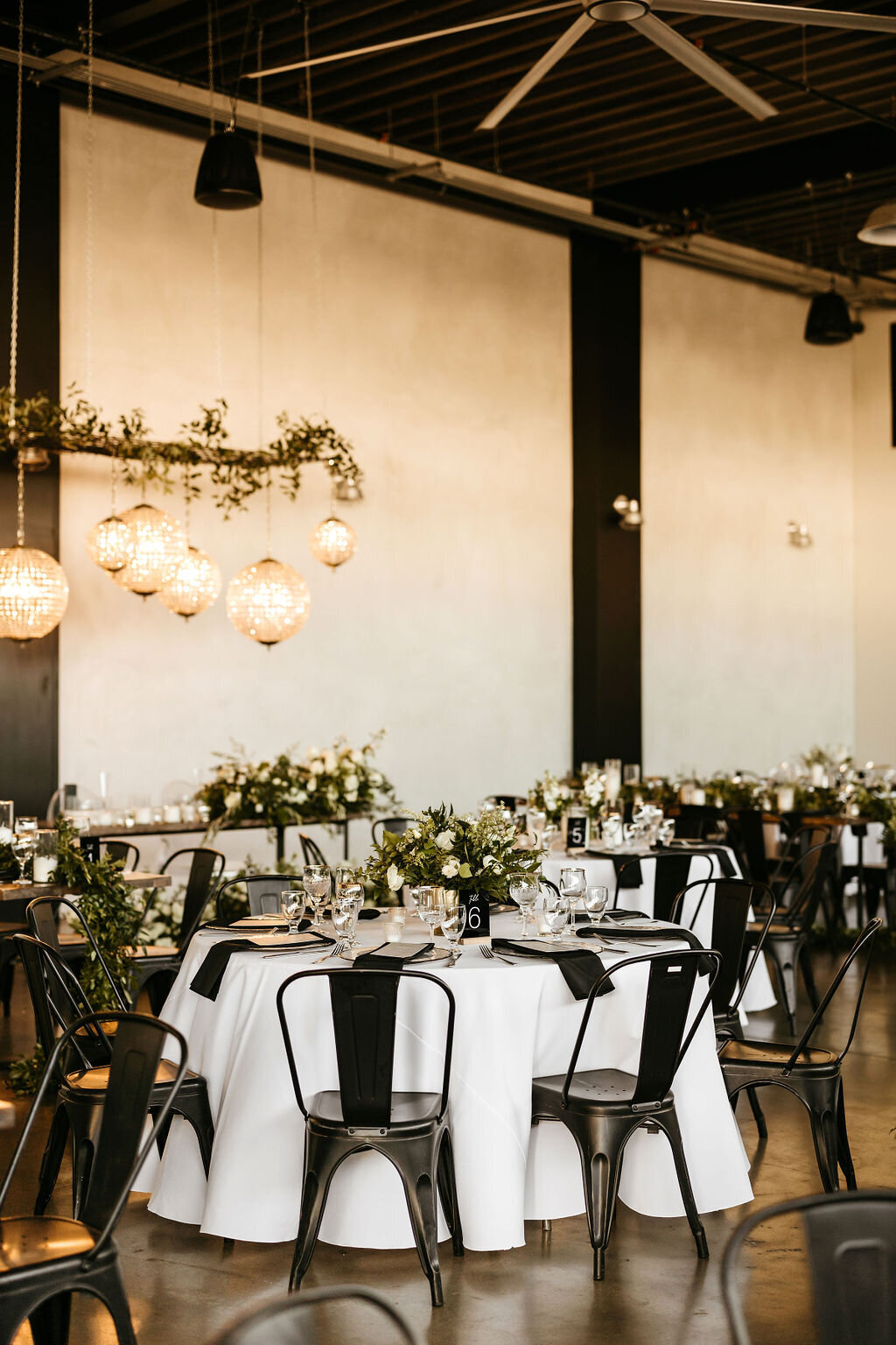 hangar-21-fullerton-wedding-planner40