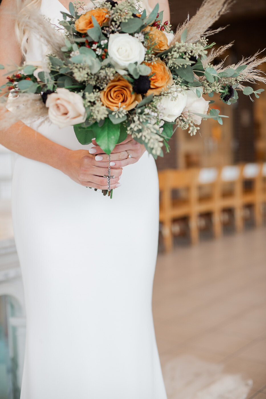 catholic-wedding-fall-carmel-indiana-our-lady-of-mt-carmel-catholic-church-31