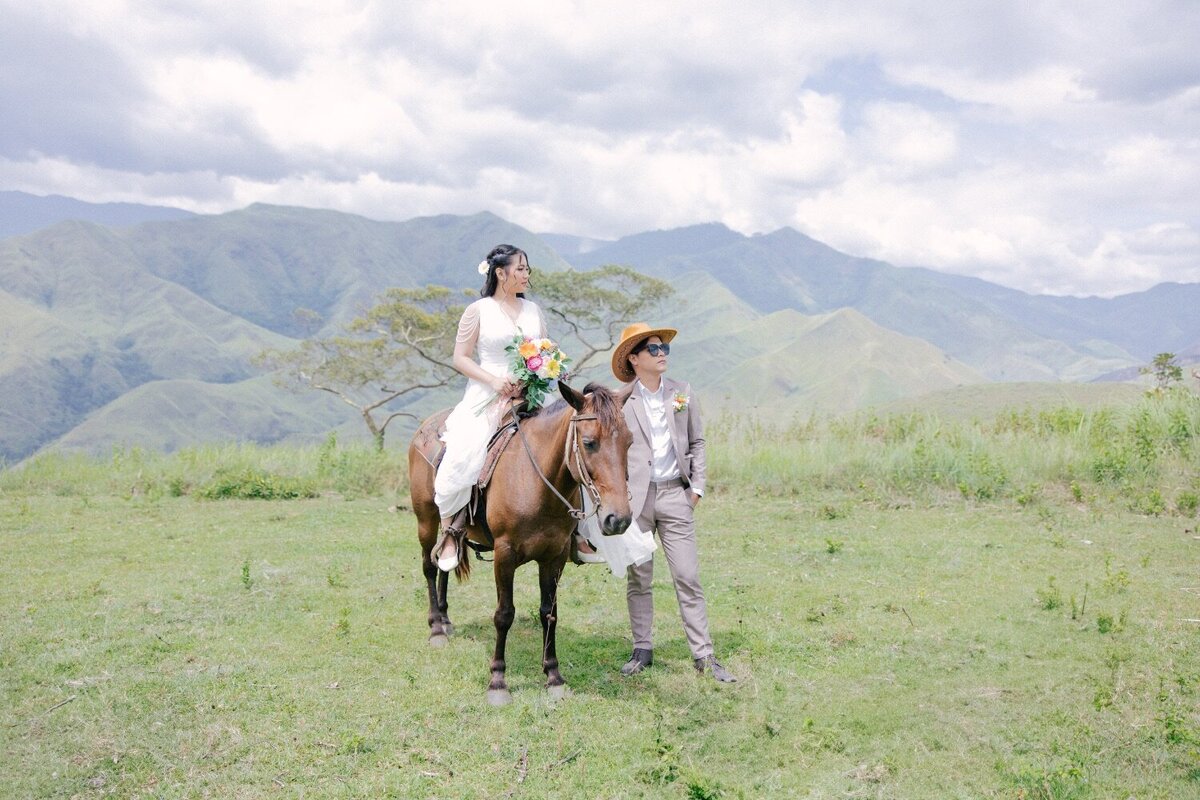 Canvas Elopement - Portfolio 12