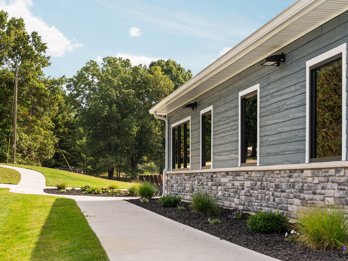 63-web-or-mls-A7403537