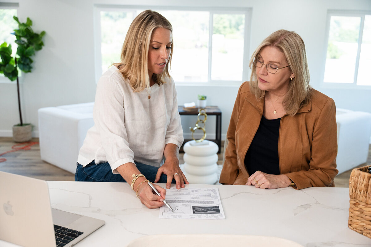 San-Diego-Real-Estate-Branding-Photographer-Business-Photos-Closing-Photos-1-26