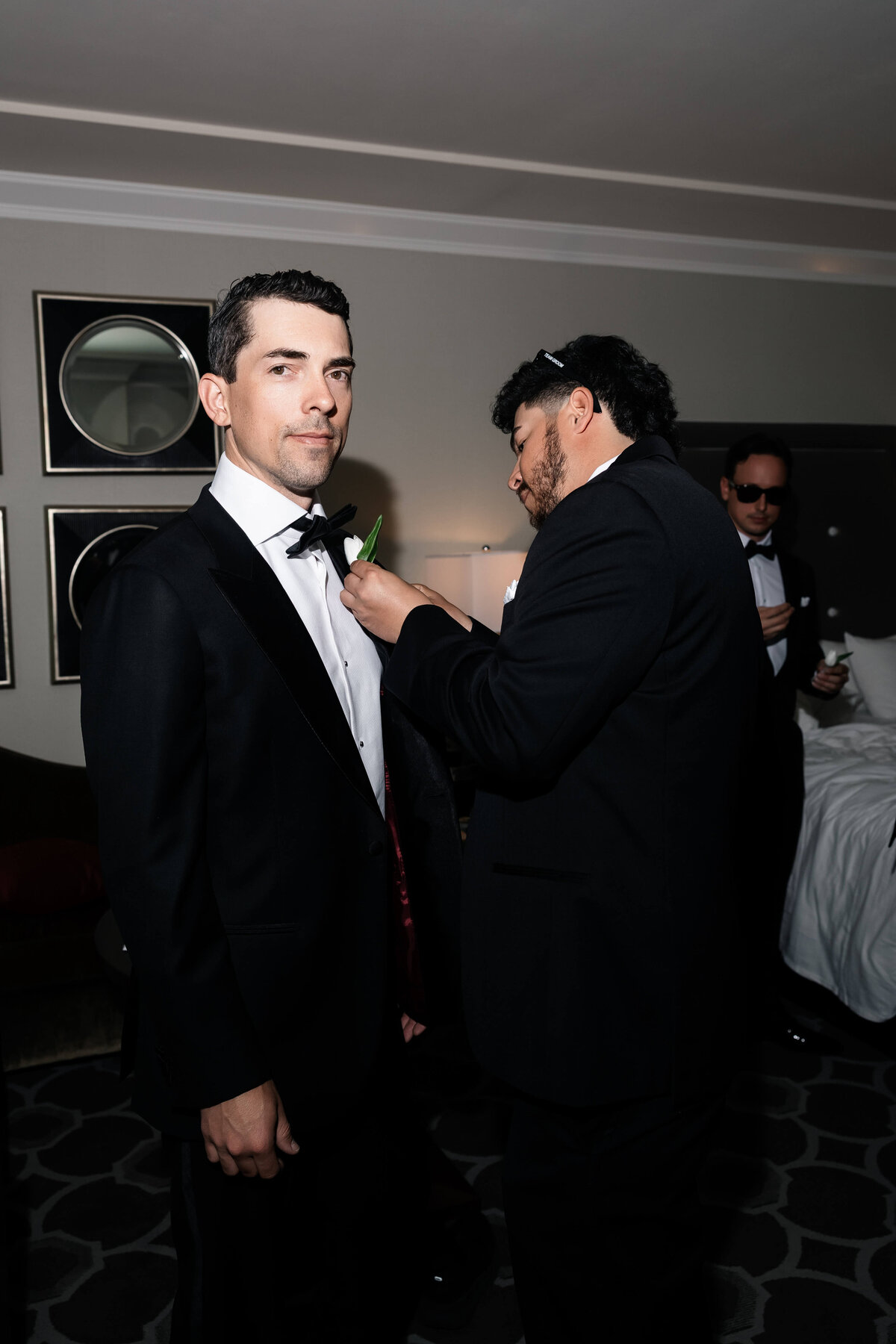 6riskyexposure_samantha-rydge_las-vegas-elopement-photography