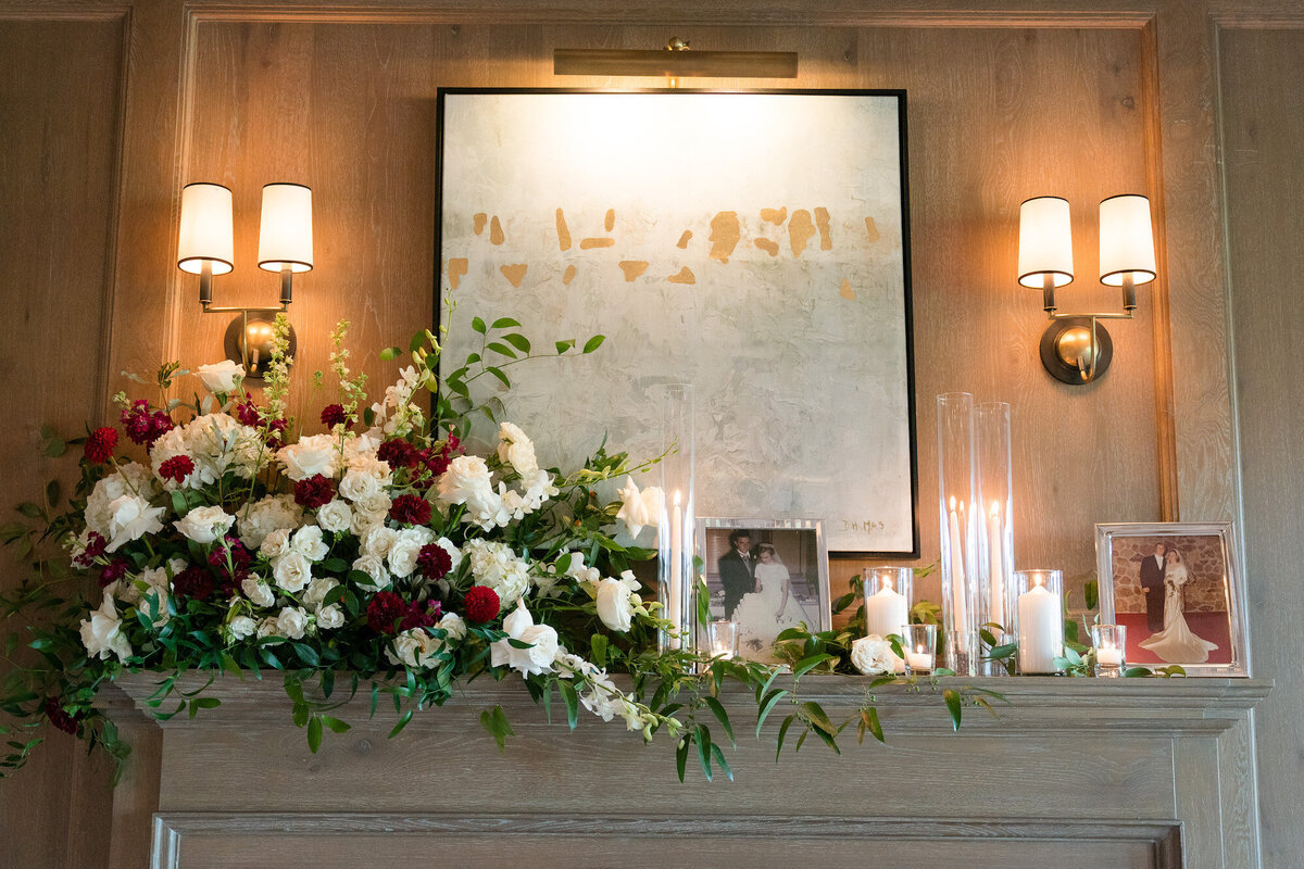 mantel-flowers-new-canaan-country-club-wedding-ct-enza-events