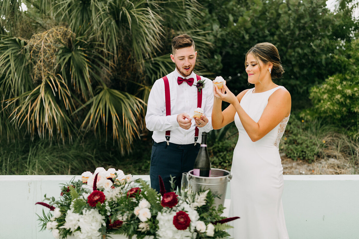 amber-mcwhorter-photo-florida-beach-elopement-chantilly-chic-planners-6