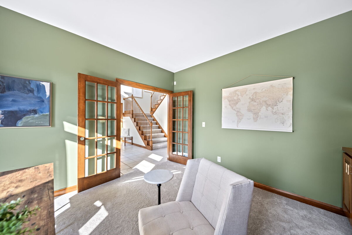 45-web-or-mls-A7407343