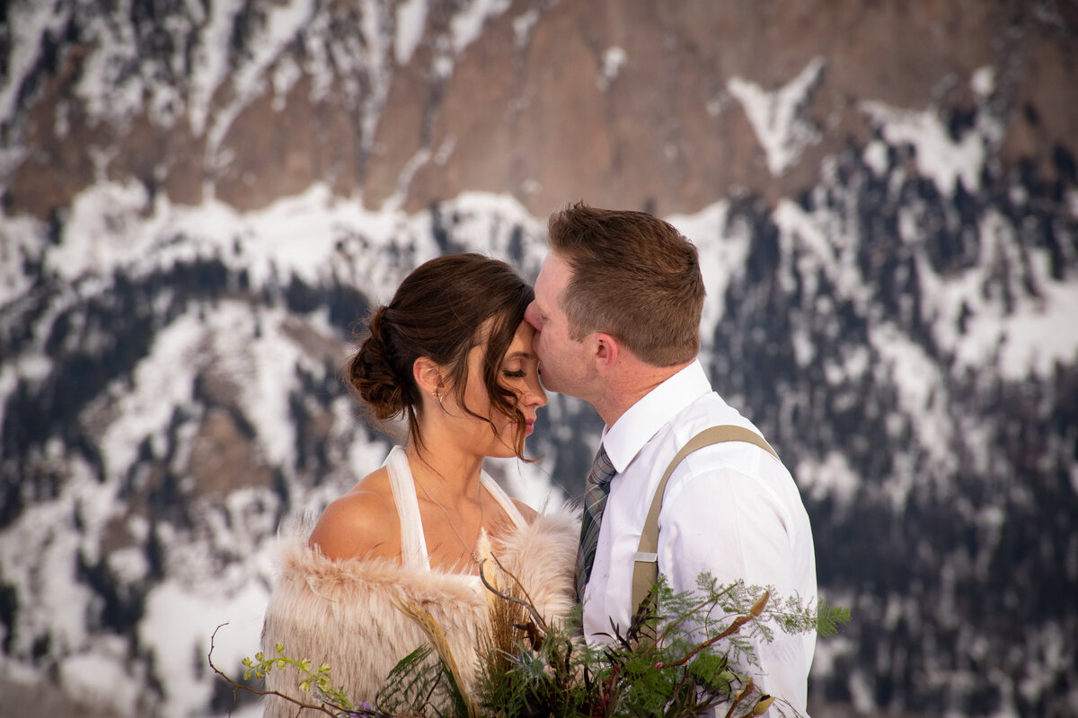 Crested Butte elopement wedding winter