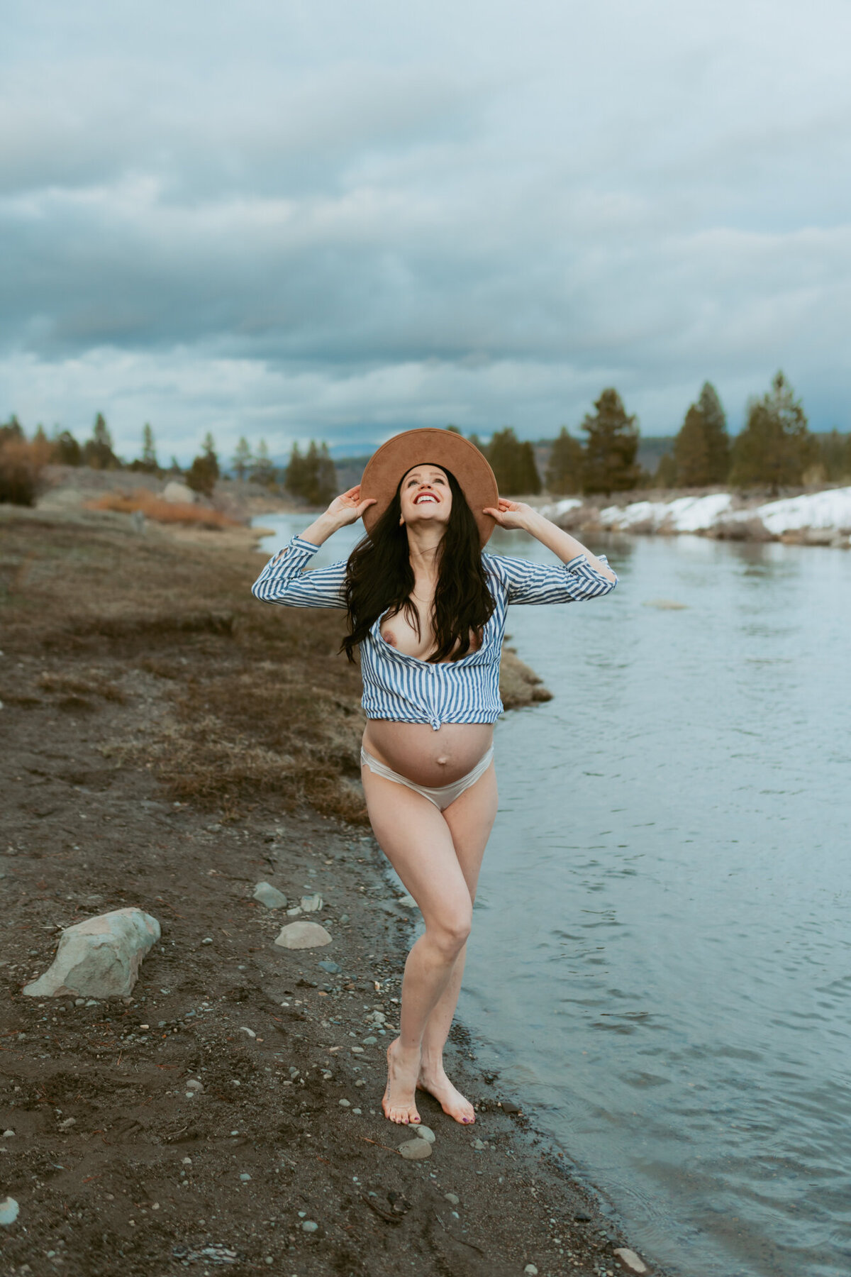Lake Tahoe-Maternity-Photographer-75