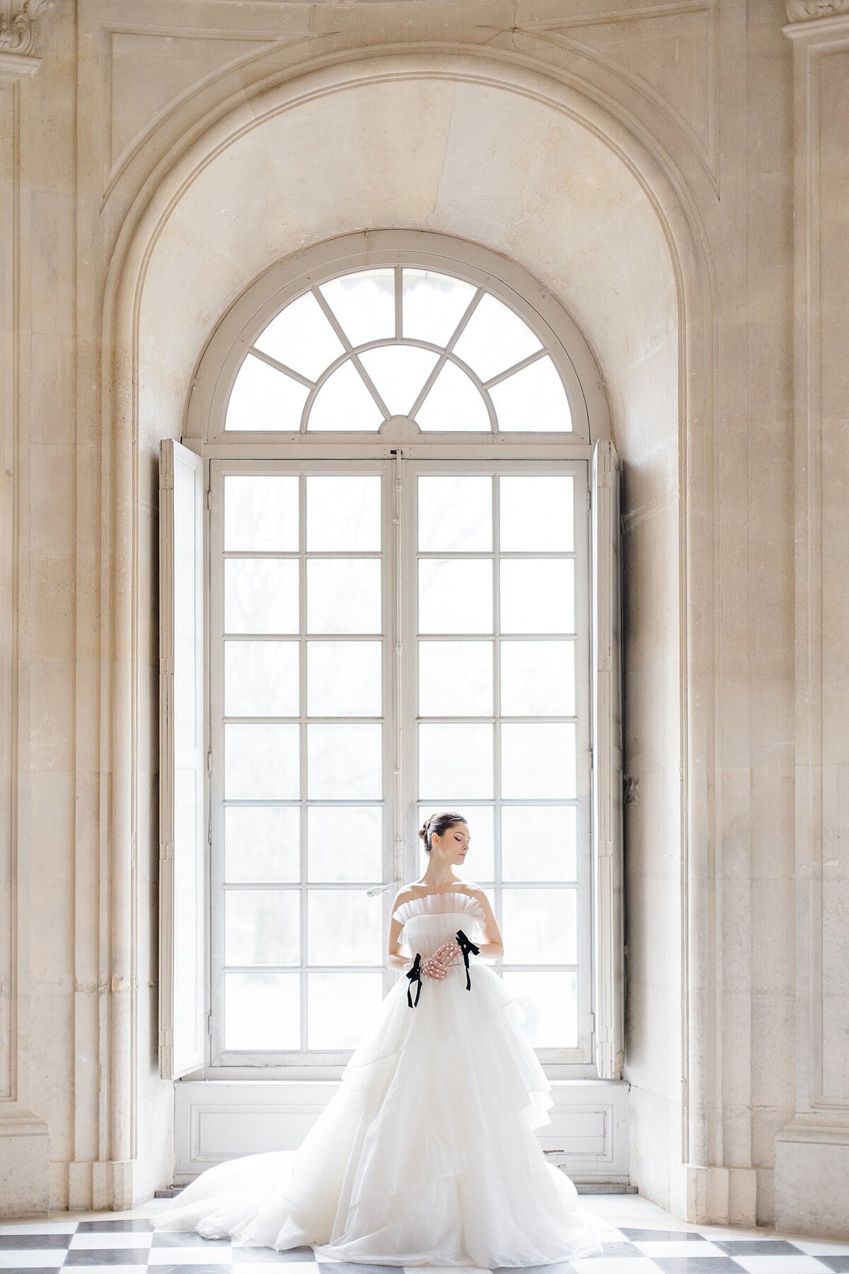 Chateau_De_Champlatreux_Wedding_Paris_Brittany_Navin_Photography_0016
