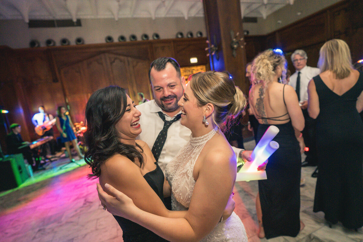 fall - chicago - athletic - association - wedding - chicago
