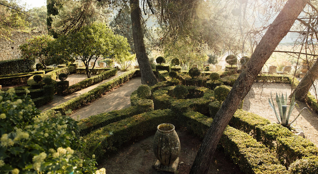 elegant-destination-wedding-chateau-d-agel45