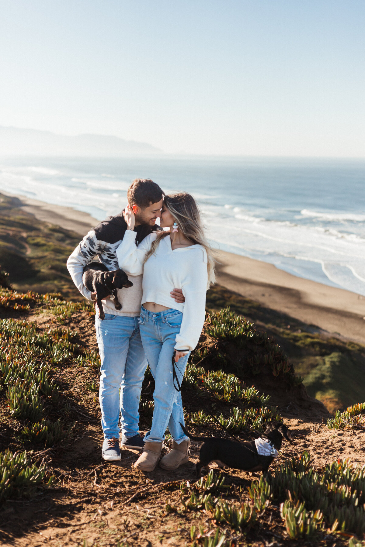 skyler maire photography - fort funston couples photos, couple with dogs, couples photos with dogs, bay area couples photographer, couples beach photography-4792