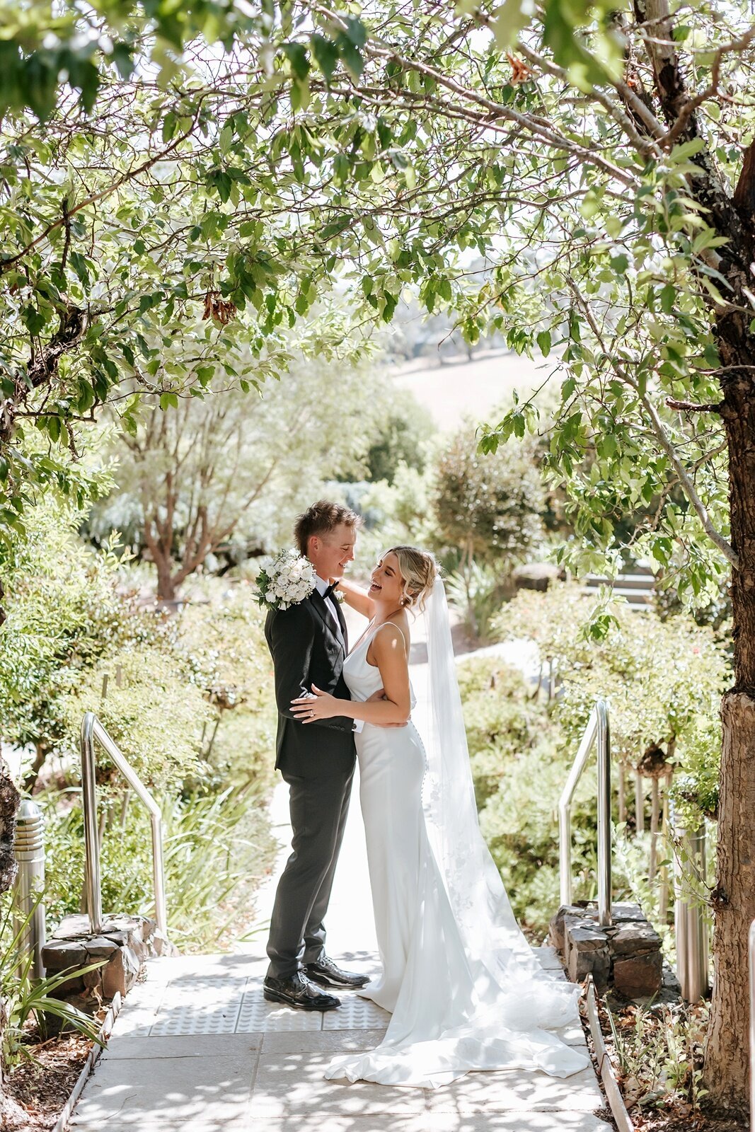 Elope-micro-wedding-elopement-yarravalley-melbourne-Balgownie-Estate50