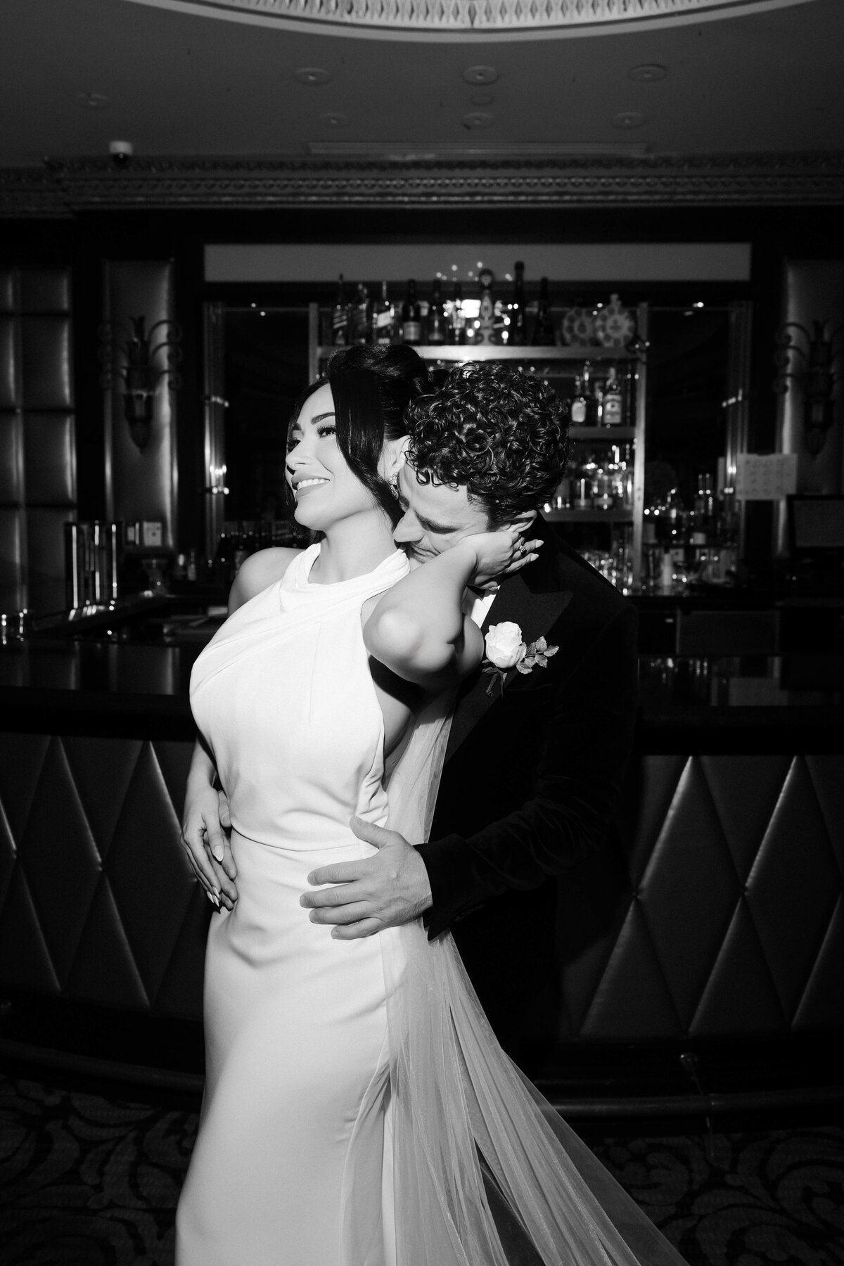 52riskyexposure_andrea-george_las-vegas-elopement-photography