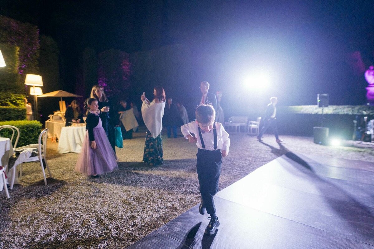 W3-Destination-Wedding-in-Italy-Lauren-and-Tim-2022-09-20-2500px-1192