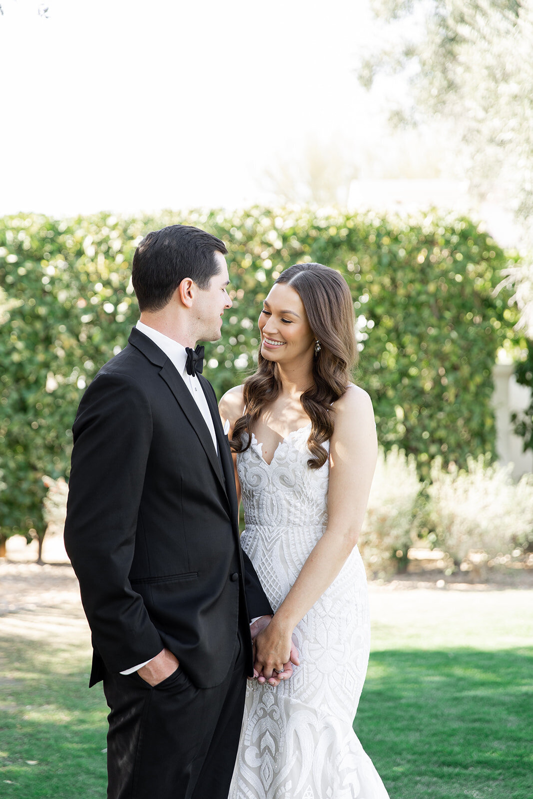Karlie Colleen Photography - Hannah & Matt - El Chorro Wedding_ Paradise Valley Arizona - Revel Wedding Company-32