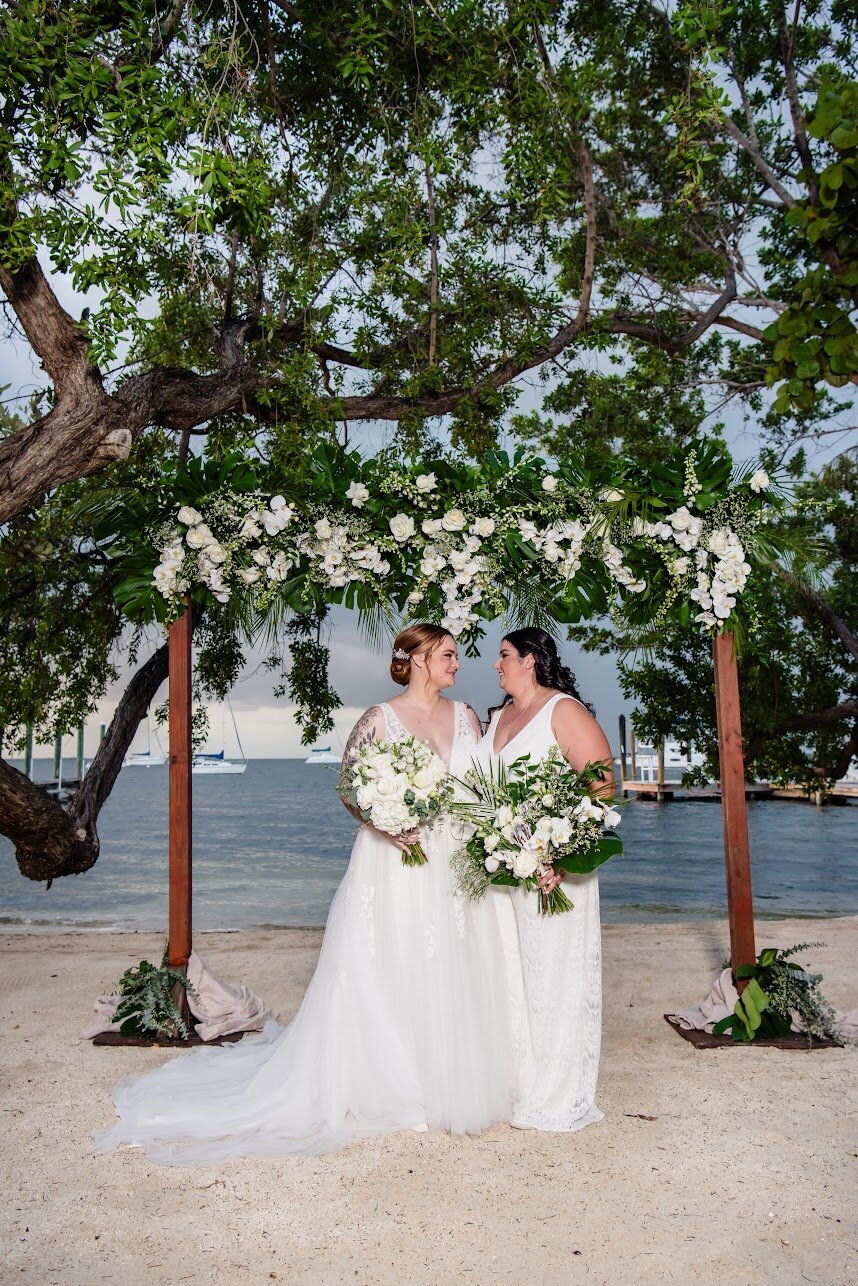 nikki-and-alexa-wedding-portraits-42