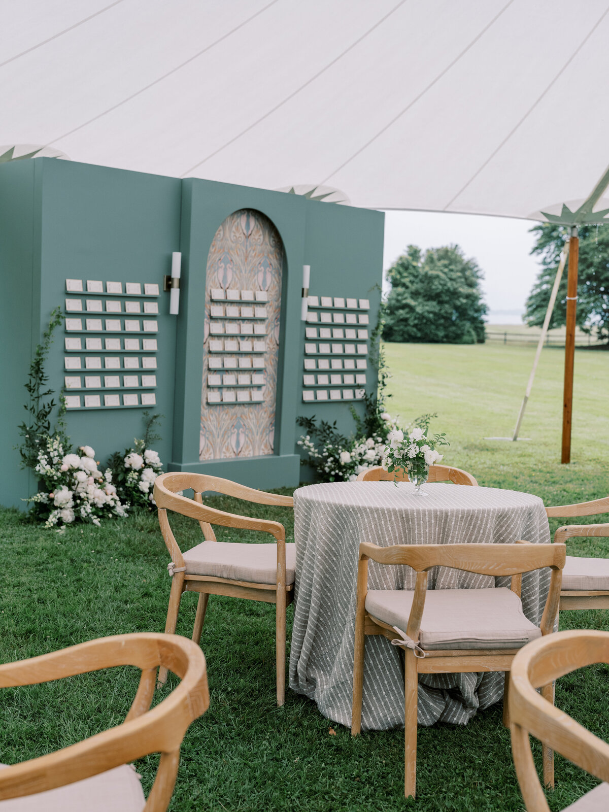 LindsayAndrewWedding5-17-24VickiGraftonPhotography-1015