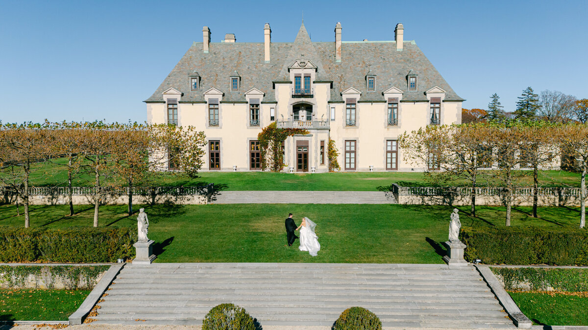 NY Luxury Drone Wedding Photography, Oheka Fine Art Drone Photos, Oheka Castle Timeless Wedding Photographer