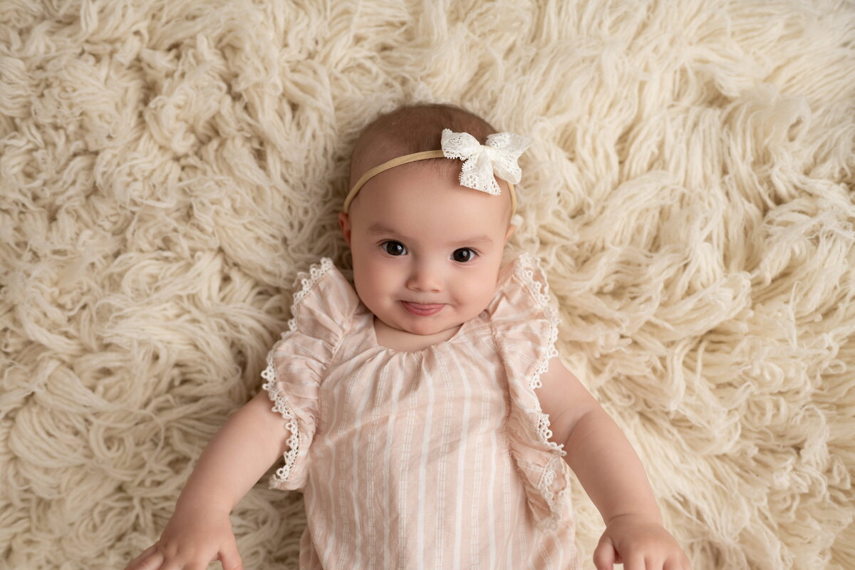 tri cities  baby girl milestone photo-(2 of 3)
