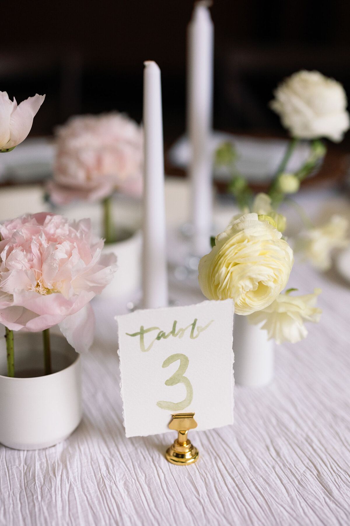 57-wedding-reception-tablescape-calligraphy
