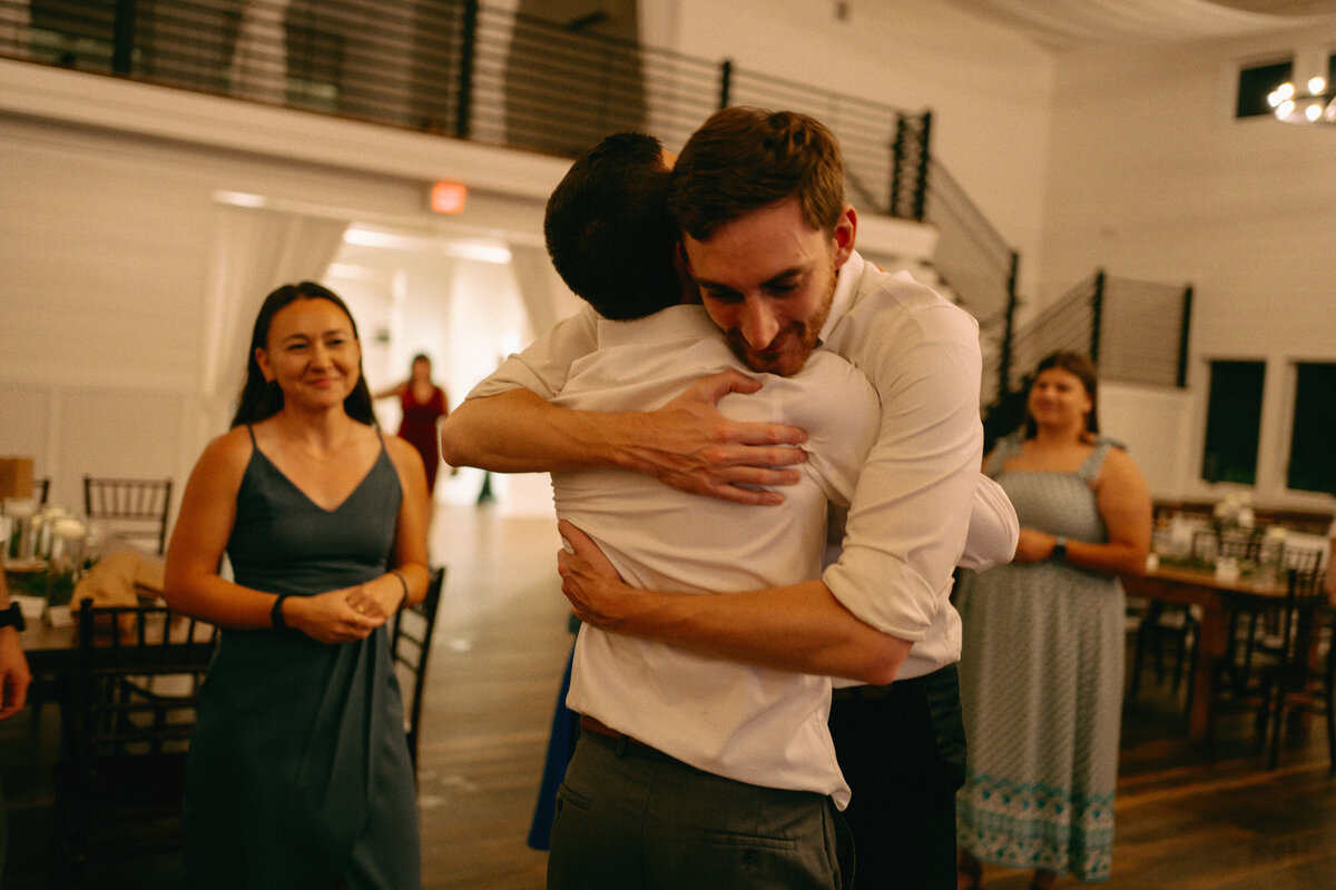 ErinJoelWeddingPreviews-165
