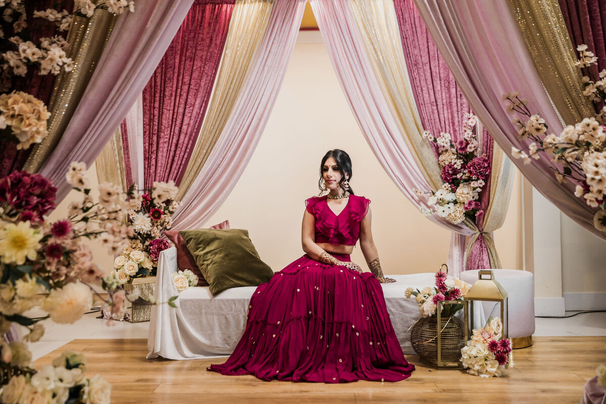 Mendhi-7275
