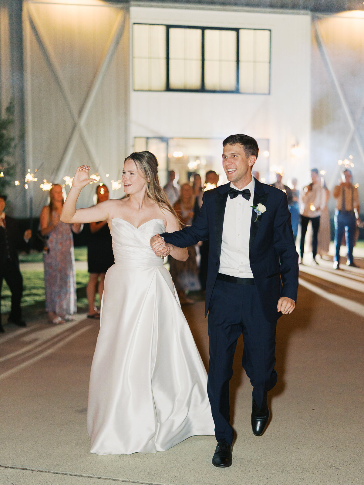 katie-dickey-photo-holubec-thefarmhouse-66
