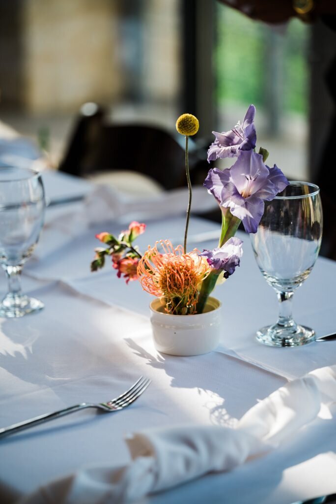 widlflower-center-colorful-wedding-details-caitlinmcweeney-003-684x1024