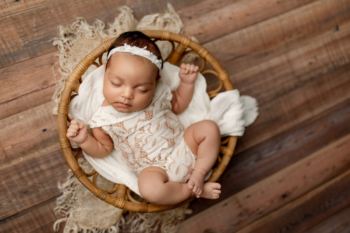 best NWA newborn portraits, newborn photoshoot near me, Northwest Arkansas newborn portrait studio, best NWA baby photographer