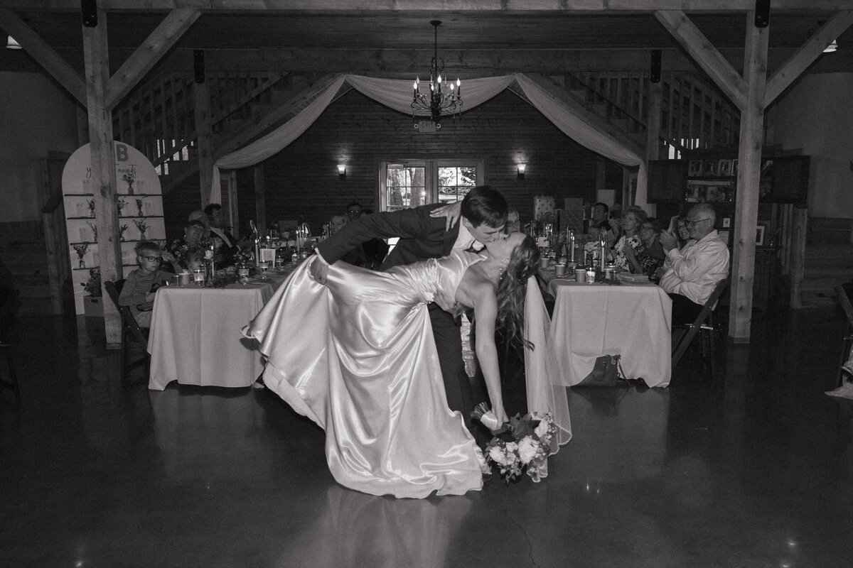 Sydney and Brant's Rustic Midwest Wedding Photography-517